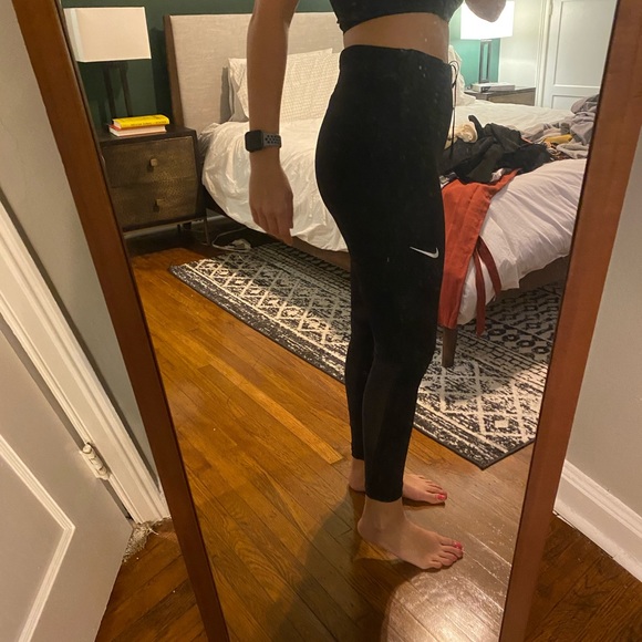 Nike black Dri-fit leggings - Picture 2 of 4